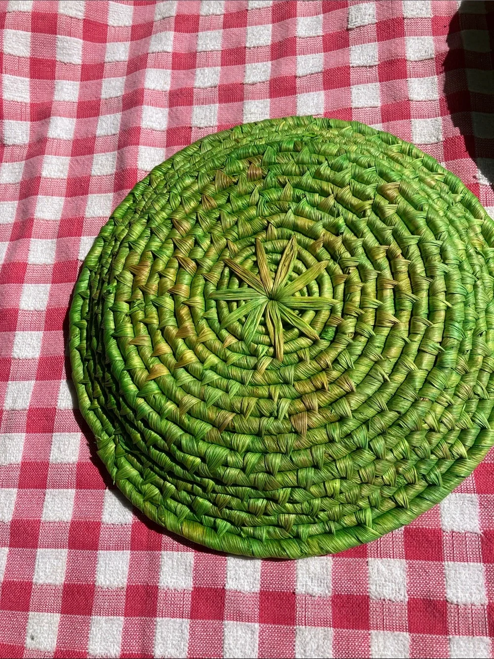 Vintage Handwoven Natural Fiber Charger Plates. Set of 4